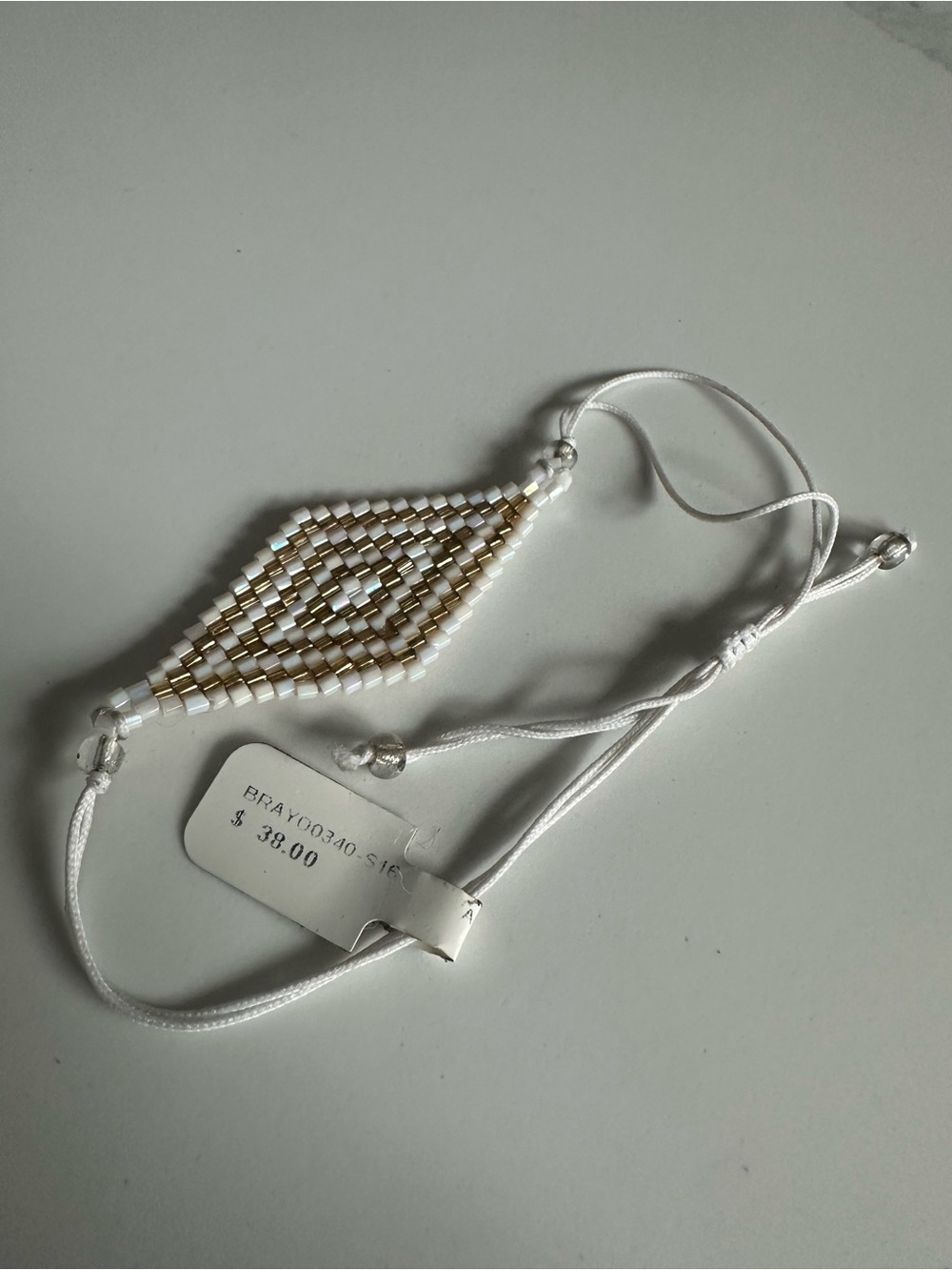 Beaded Diamond-Pattern Adjustable Bracelet in White & Gold